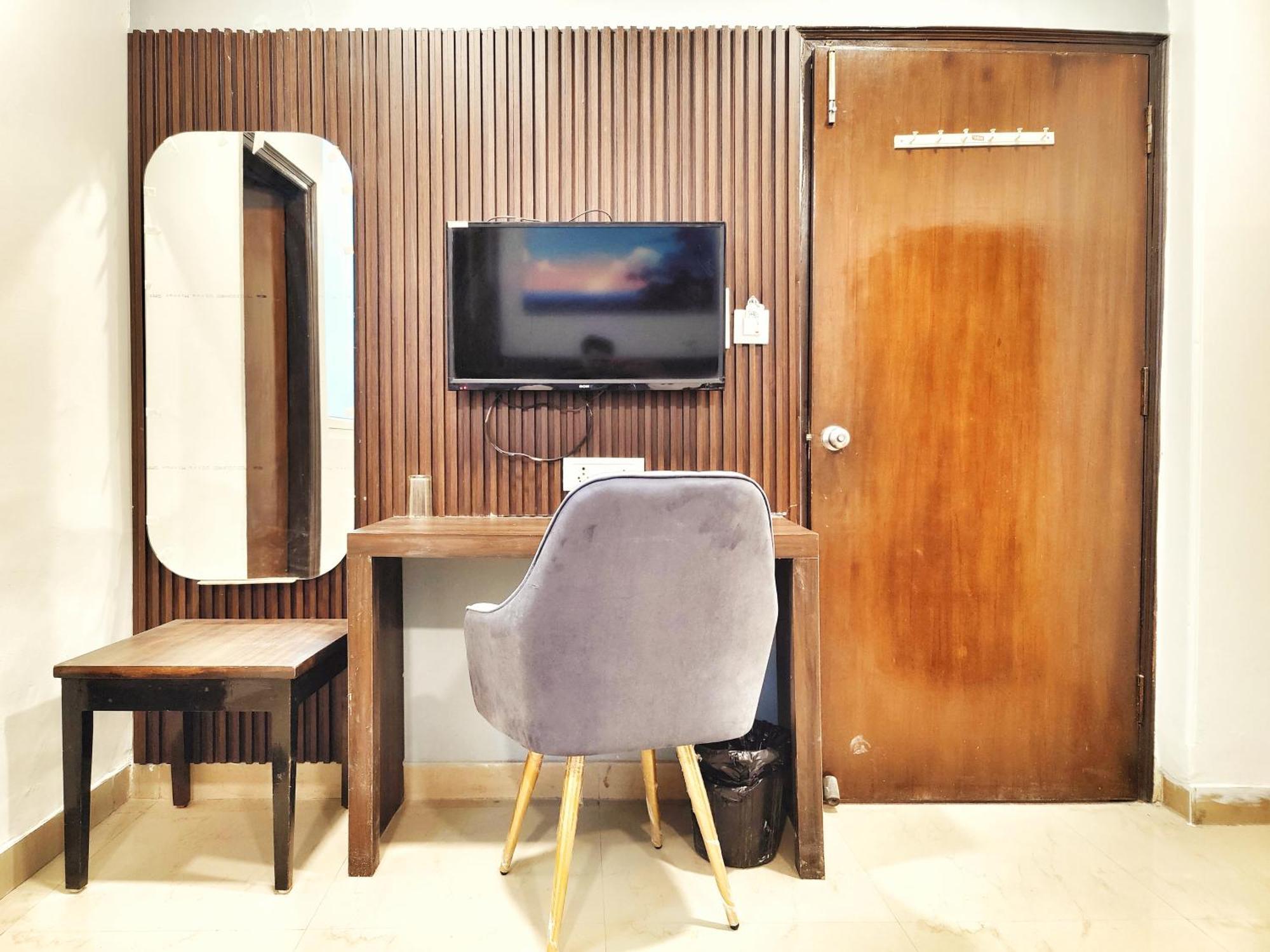 Airport Hotel The Terminal New Delhi Extérieur photo