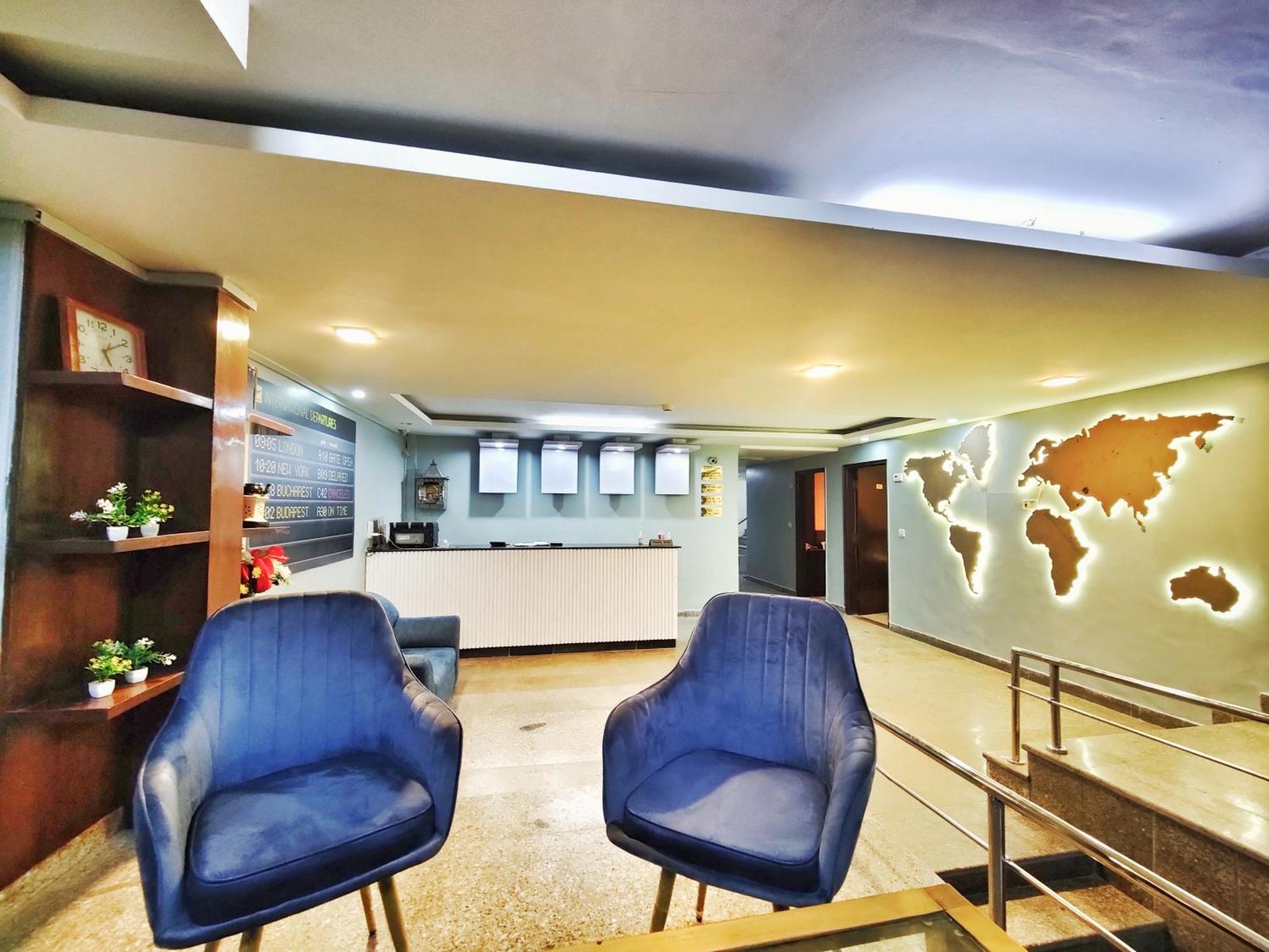 Airport Hotel The Terminal New Delhi Extérieur photo